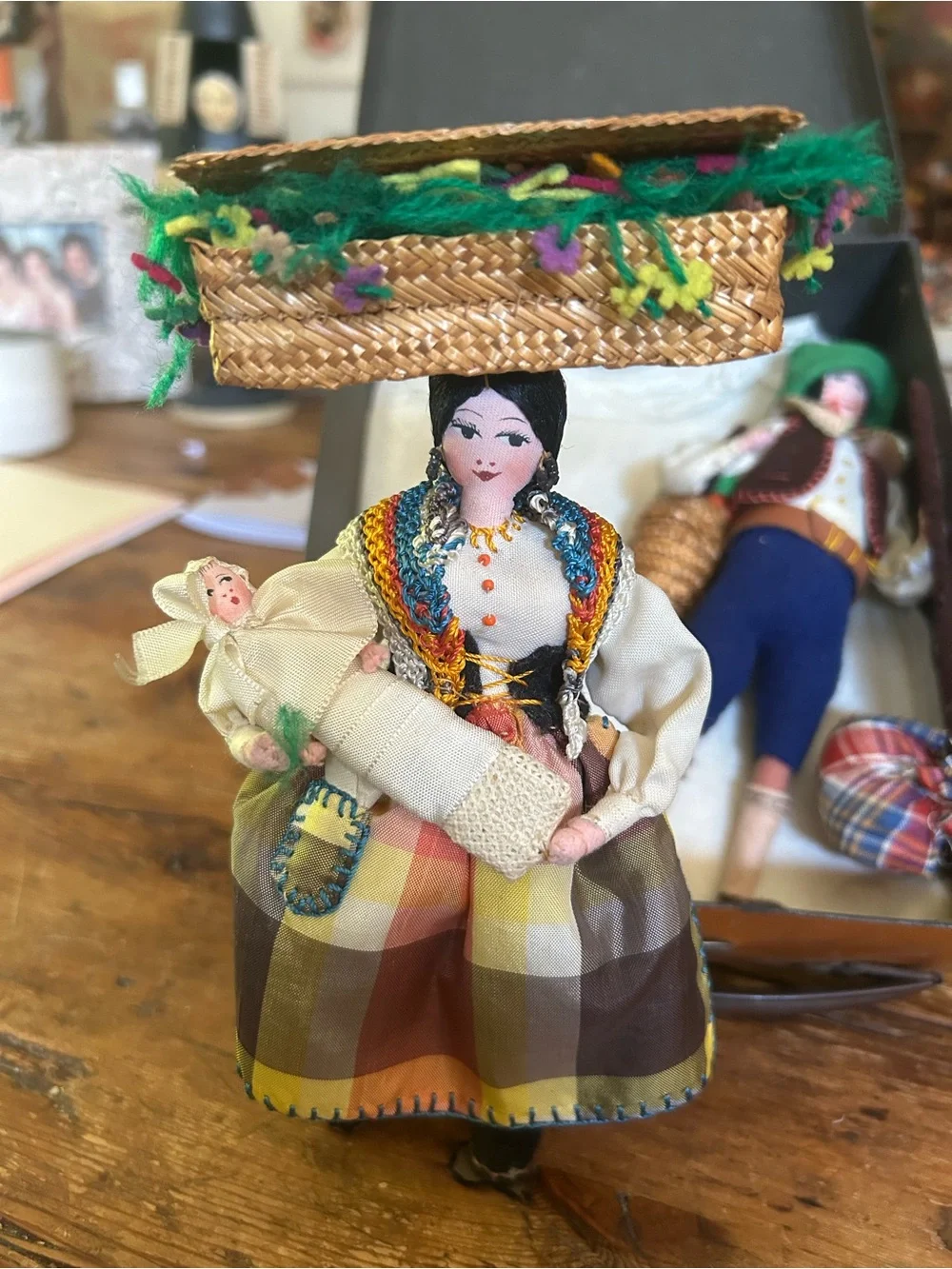 Vintage Mexican Handmade Folk Doll Pair in Case